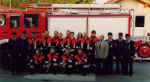 Die Gruppen der Feuerwehr Klarn mit den Prfern Kreisbrandmeister Peter Hgl (2. von links), Kreisbrandmeister Gnther Baier (3. von rechts), Kreisbrandinspektor Hans Wimmer (2. von rechts), Kreisbrandmeister Herbert Egger (rechts), Kommandant Manfred Stieglbauer (links) sowie Brgermeister Benno Hennhfer (4. von rechts)